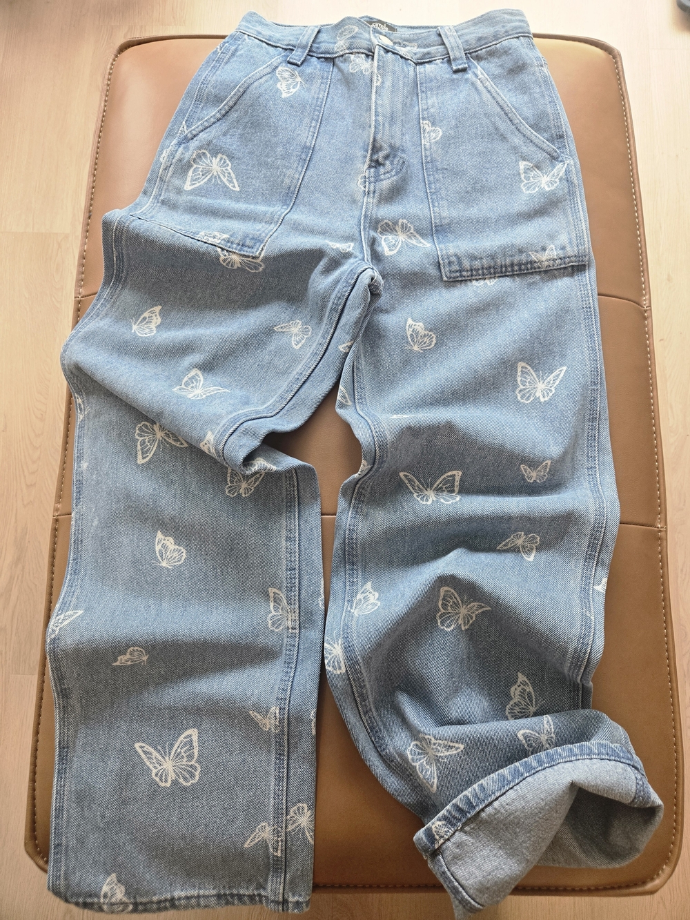 Simple Society Butterfly Print Carpenter Boyfriend Jeans Light Wash